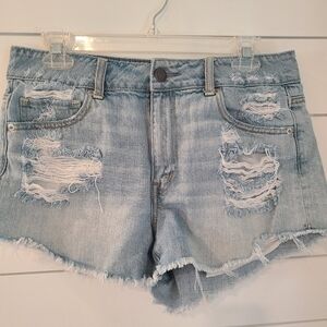 American Eagle Distressed Denin Jean Shorts